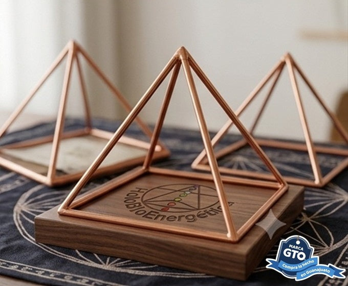 Piramide De Cobre 25 Cm X 25 Cm X 20 Cm Energia Piramidal